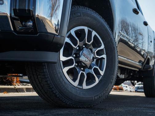 2025 GMC Sierra 3500 SLE