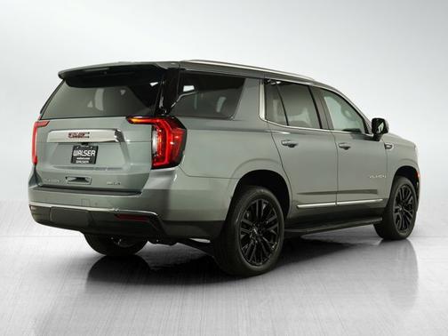 2024 GMC Yukon SLT