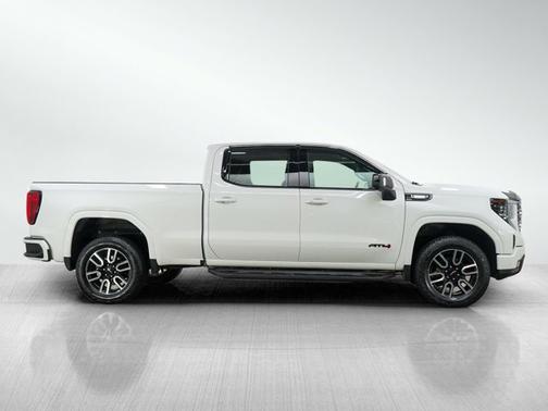 Summit White 2024 GMC Sierra 1500 AT4