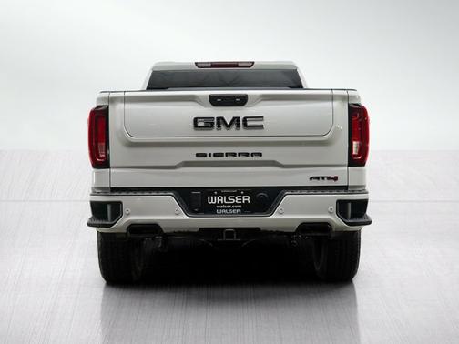 Summit White 2024 GMC Sierra 1500 AT4