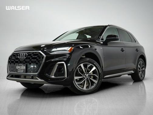 2022 Audi Q5 S line Premium Plus