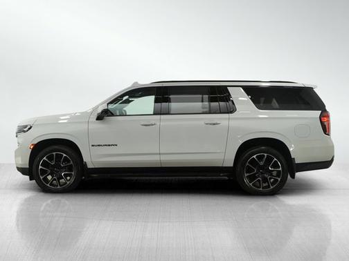 2022 Chevrolet Suburban RST