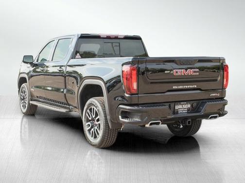 Onyx Black 2024 GMC Sierra 1500 AT4
