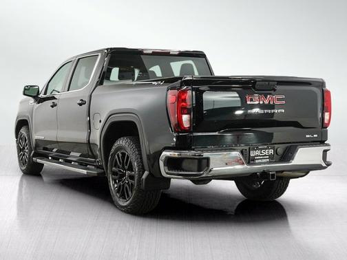 Onyx Black 2019 GMC Sierra 1500 SLE
