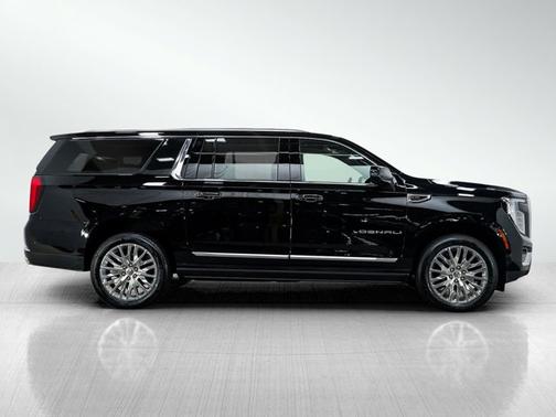 Onyx Black 2025 GMC Yukon XL Denali