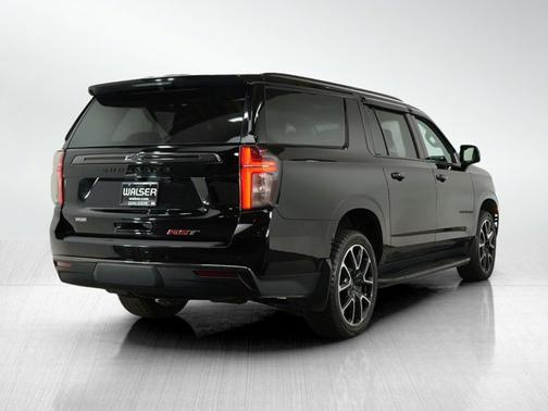 2022 Chevrolet Suburban RST
