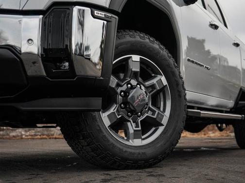 2026 GMC Sierra 3500 SLT