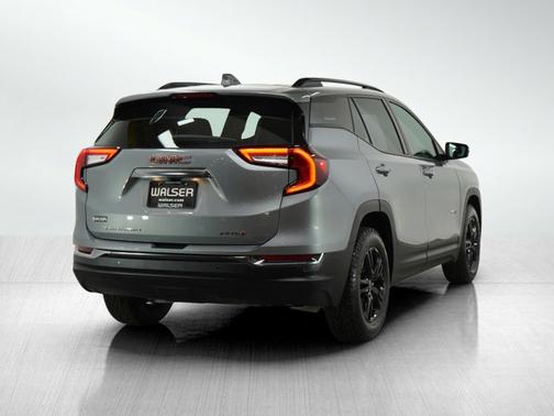 2024 GMC Terrain AT4