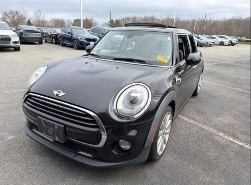 Midnight Black Metallic 2016 MINI Hardtop Cooper