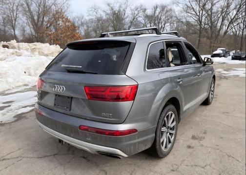 2017 Audi Q7 3.0T Premium