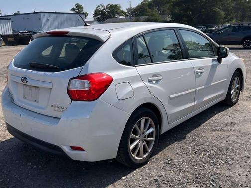 2012 Subaru Impreza 2.0i Premium