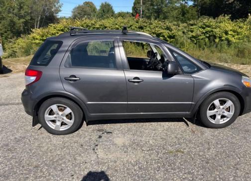 2012 Suzuki SX4 Base AWD 4dr Crossover with Technology Value Package CVT