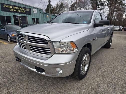 2015 RAM 1500 SLT