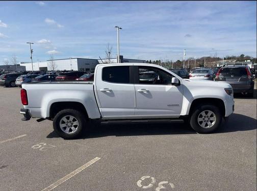 Summit White 2019 Chevrolet Colorado WT