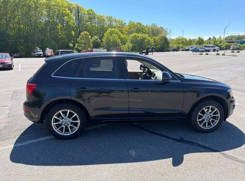 Black 2012 Audi Q5 2.0T Premium Plus