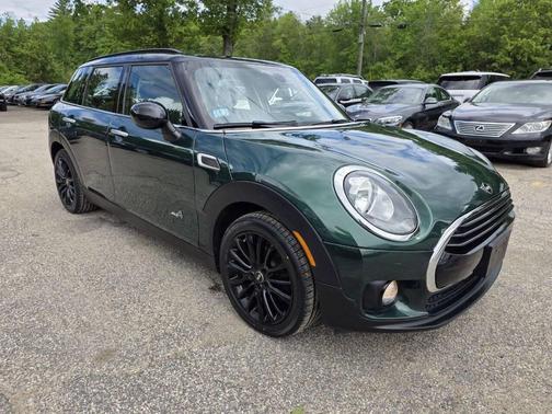 Green 2019 MINI Clubman Cooper ALL4