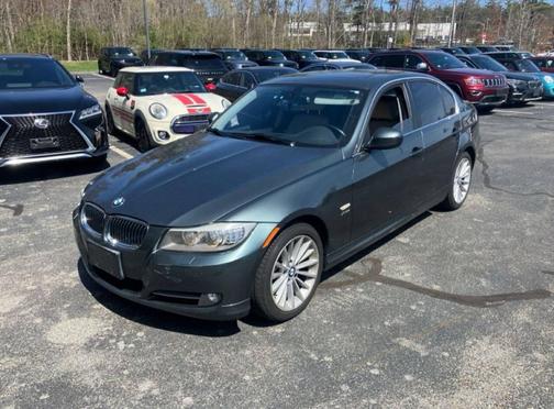 Space Gray Metallic 2011 BMW 335 xDrive