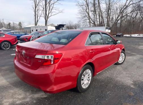 2014 Toyota Camry LE
