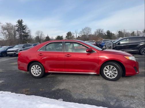 2014 Toyota Camry LE