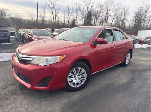 2014 Toyota Camry LE