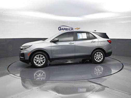 Sterling Gray Metallic 2024 Chevrolet Equinox LS
