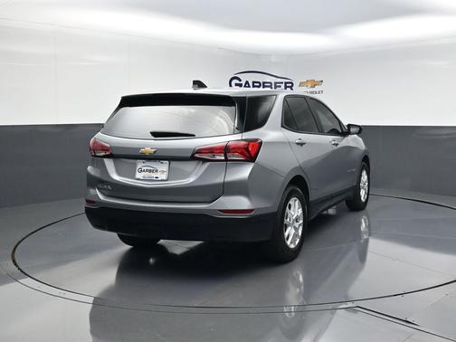 Sterling Gray Metallic 2024 Chevrolet Equinox LS