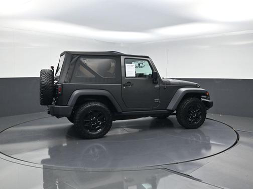Granite Crystal Metallic Clearcoat 2017 Jeep Wrangler Willys Wheeler