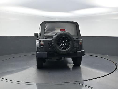 Granite Crystal Metallic Clearcoat 2017 Jeep Wrangler Willys Wheeler
