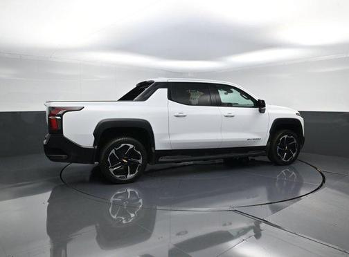 2026 Chevrolet Silverado EV LT