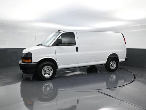 2025 Chevrolet Express 2500 RWD 2500 Regular Wheelbase WT