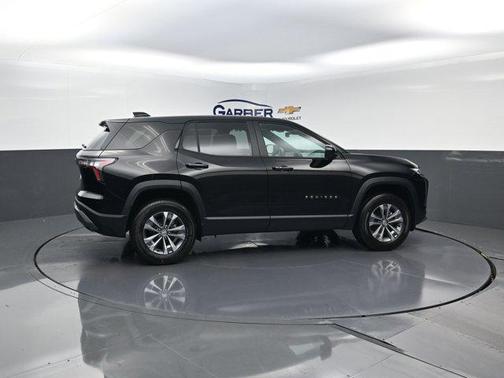 Mosaic Black Metallic 2026 Chevrolet Equinox 1LT