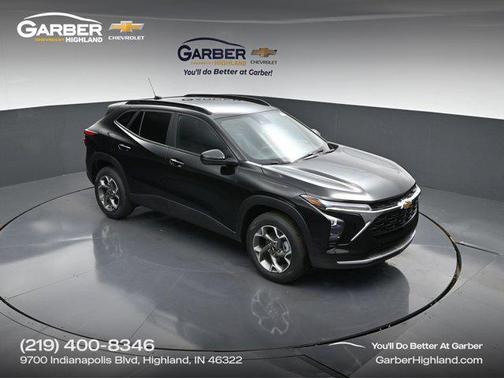 Mosaic Black Metallic 2026 Chevrolet Trax LT