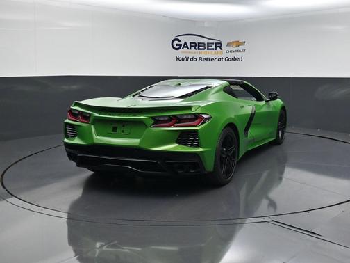 Roswell Green Metallic 2026 Chevrolet Corvette Stingray w/1LT