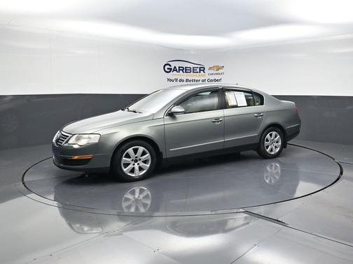Granite Green 2006 Volkswagen Passat 2.0T
