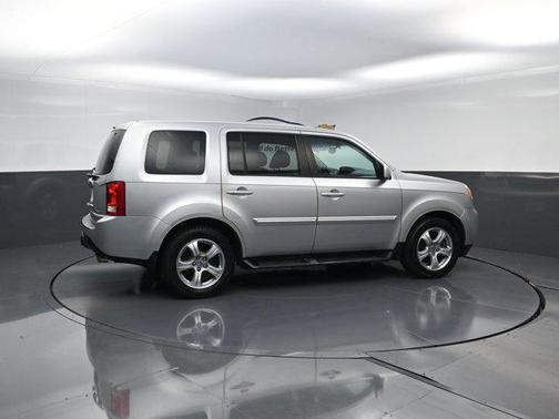 Alabaster Silver Metallic 2014 Honda Pilot EX-L