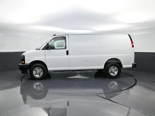 2025 Chevrolet Express 2500 RWD 2500 Regular Wheelbase WT