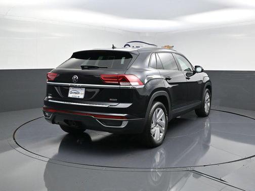 2022 Volkswagen Atlas Cross Sport 3.6L V6 SE w/Technology