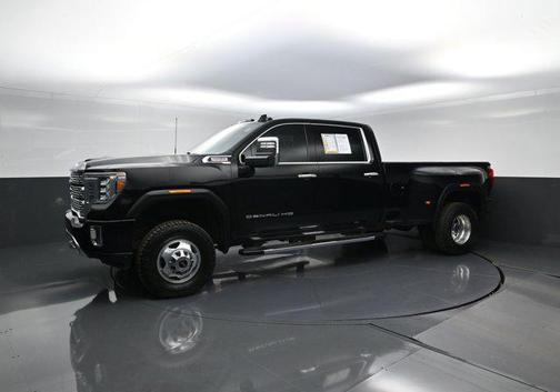 2022 GMC Sierra 3500 Denali