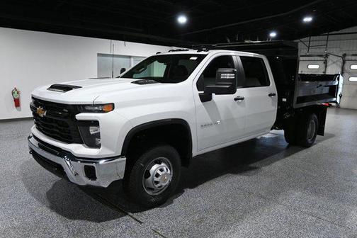 Summit White 2026 Chevrolet Silverado 3500 WT