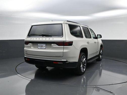 2022 Jeep Wagoneer Series II 4x4