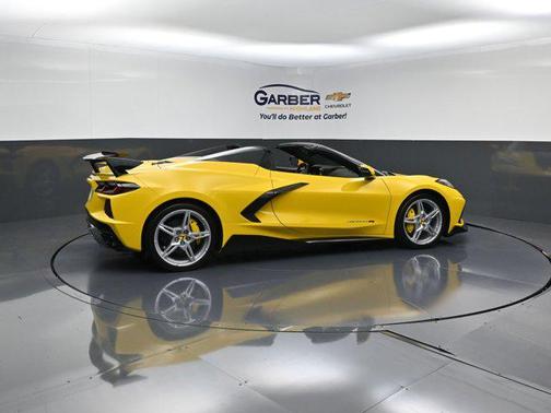 2025 Chevrolet Corvette Stingray w/1LT