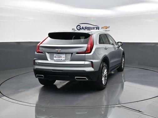 Argent Silver Metallic 2025 Cadillac XT4 Premium Luxury