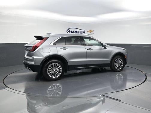 Argent Silver Metallic 2025 Cadillac XT4 Premium Luxury