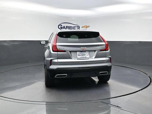 Argent Silver Metallic 2025 Cadillac XT4 Premium Luxury