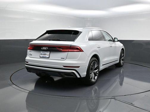 2021 Audi Q8 55 Premium Plus