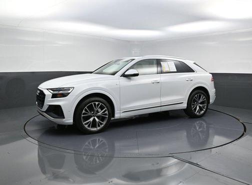 2021 Audi Q8 55 Premium Plus