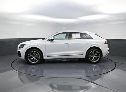 2021 Audi Q8 55 Premium Plus