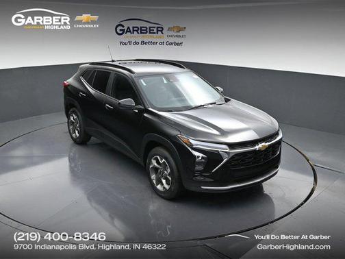 Mosaic Black Metallic 2026 Chevrolet Trax LT