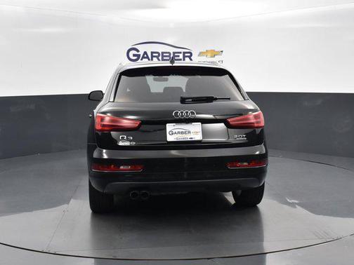Brilliant Black 2018 Audi Q3 2.0T Sport Premium