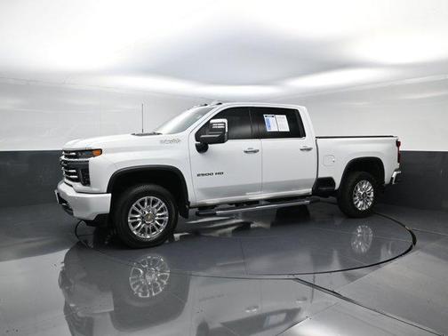 2022 Chevrolet Silverado 2500 High Country